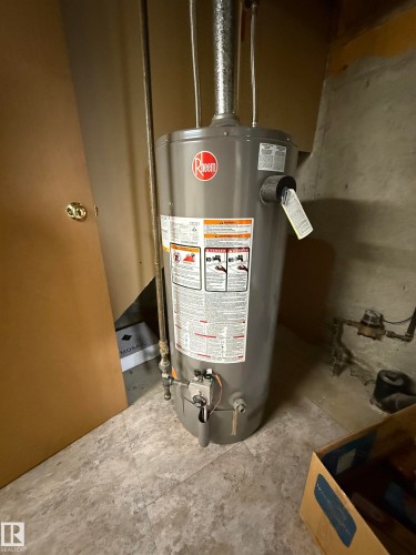 221 Callingwood Place, Edmonton, AB - Indoor Photo Showing Basement