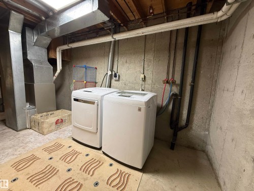 221 Callingwood Place, Edmonton, AB - Indoor Photo Showing Laundry Room