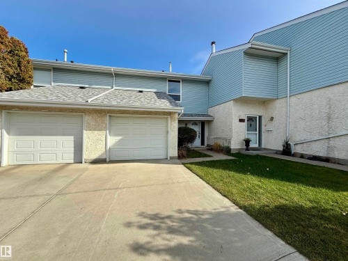 221 Callingwood Place, Edmonton, AB - Outdoor