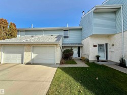 221 CALLINGWOOD Place  Edmonton, AB T5T 2C6