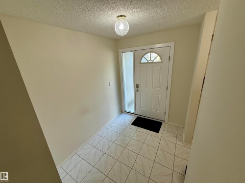 221 Callingwood Place, Edmonton, AB - Indoor Photo Showing Other Room