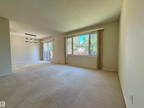 221 Callingwood Place, Edmonton, AB - Indoor Photo Showing Other Room