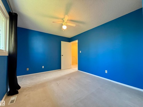 221 Callingwood Place, Edmonton, AB - Indoor Photo Showing Other Room