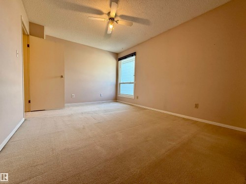 221 Callingwood Place, Edmonton, AB - Indoor Photo Showing Other Room