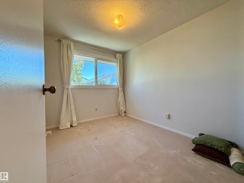 221 Callingwood Place, Edmonton, AB - Indoor