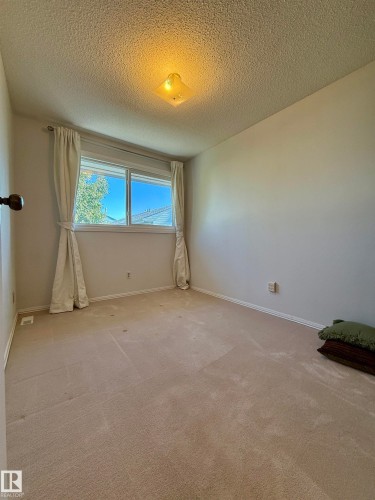 221 Callingwood Place, Edmonton, AB - Indoor