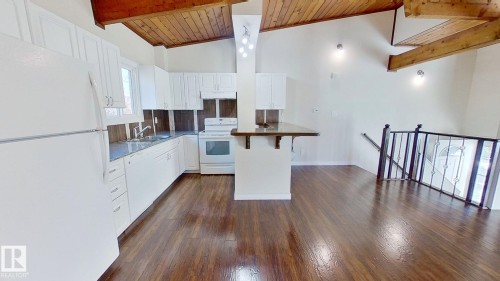 15 Northwoods Village, Edmonton, AB - Indoor Photo Showing Kitchen With Double Sink
