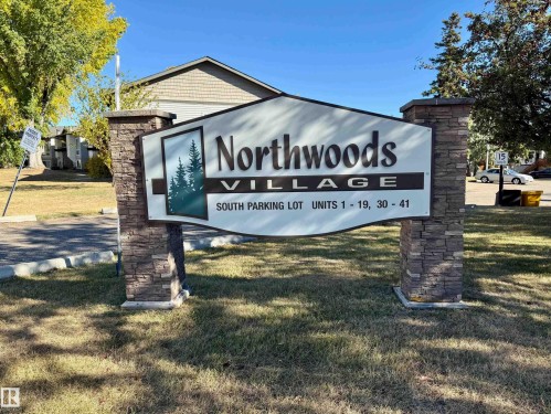 15 Northwoods Village, Edmonton, AB - Outdoor
