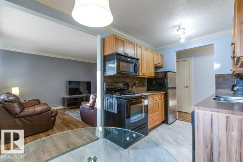 101 11916 104 Street, Edmonton, AB - Indoor Photo Showing Kitchen