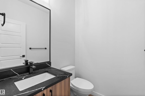 9592 86 Street, Morinville, AB - Indoor Photo Showing Bathroom