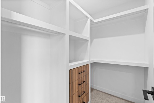 9592 86 Street, Morinville, AB - Indoor With Storage