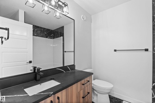9592 86 Street, Morinville, AB - Indoor Photo Showing Bathroom