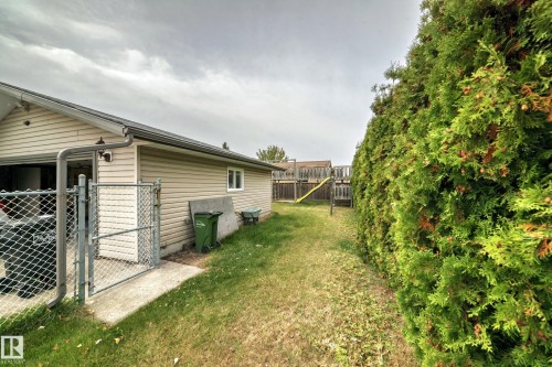 4108 135 Avenue, Edmonton, AB - Outdoor