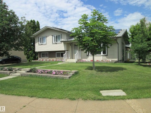 4108 135 Avenue, Edmonton, AB - Outdoor