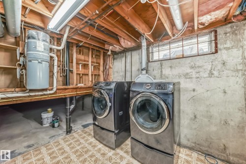 4108 135 Avenue, Edmonton, AB - Indoor Photo Showing Laundry Room