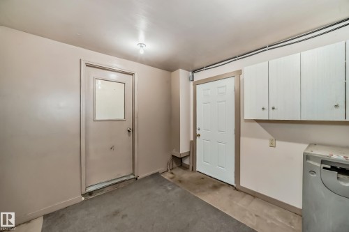 4108 135 Avenue, Edmonton, AB - Indoor