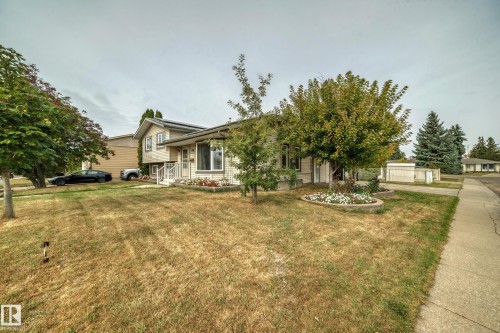 4108 135 Avenue, Edmonton, AB - Outdoor