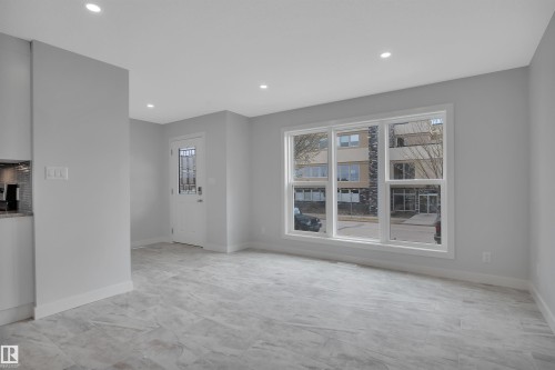 5006 48 Ave, Leduc, AB - Indoor Photo Showing Other Room