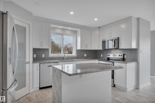 5006 48 Ave, Leduc, AB - Indoor Photo Showing Kitchen