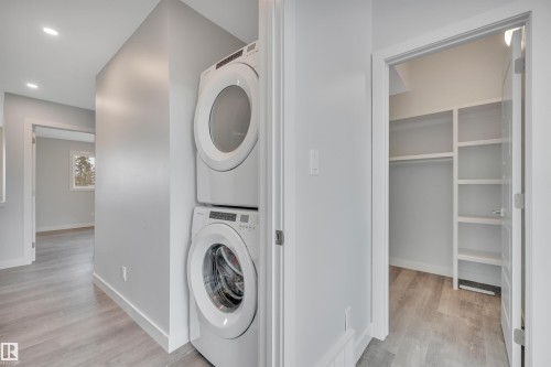 5006 48 Ave, Leduc, AB - Indoor Photo Showing Laundry Room