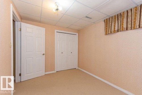 1720 89 Street, Edmonton, AB - Indoor Photo Showing Other Room