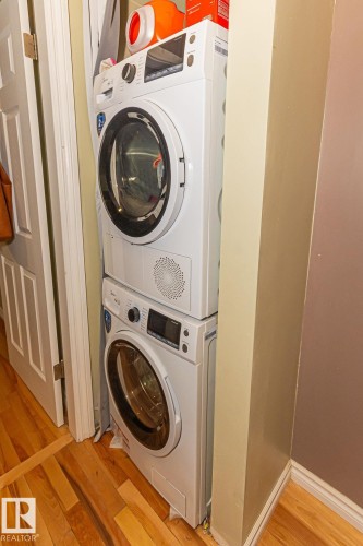 1720 89 Street, Edmonton, AB - Indoor Photo Showing Laundry Room