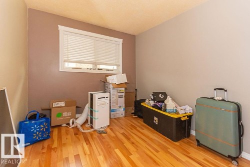 1720 89 Street, Edmonton, AB - Indoor