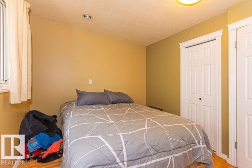 1720 89 Street, Edmonton, AB - Indoor Photo Showing Bedroom