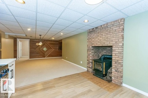 1720 89 Street, Edmonton, AB - Indoor With Fireplace