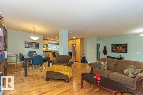 1720 89 Street, Edmonton, AB - Indoor Photo Showing Living Room