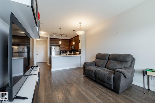 202 2590 Anderson Way, Edmonton, AB - Indoor