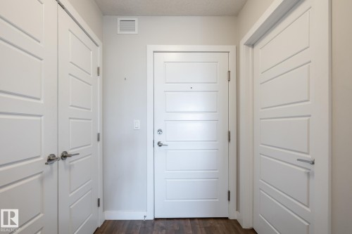 202 2590 Anderson Way, Edmonton, AB - Indoor Photo Showing Other Room