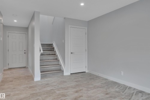 5008 48 Ave, Leduc, AB - Indoor Photo Showing Other Room