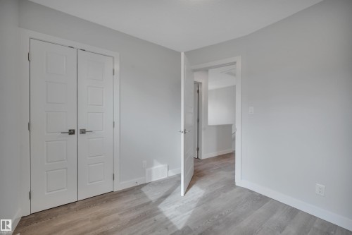 5008 48 Avenue, Leduc, AB - Indoor Photo Showing Other Room