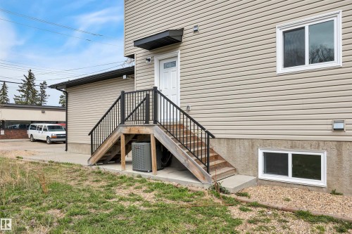 5008 48 Ave, Leduc, AB - Outdoor With Exterior