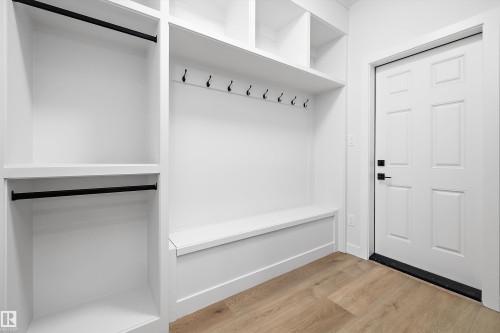 26 Chartres Close, St. Albert, AB - Indoor