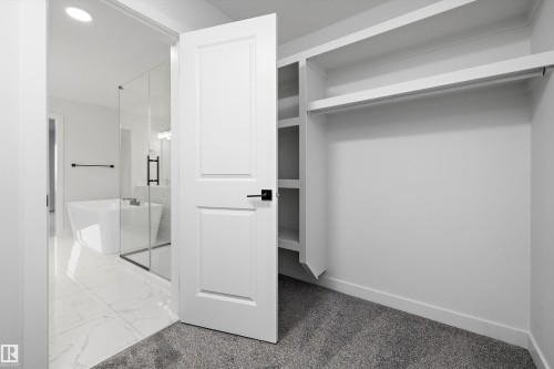 26 Chartres Close, St. Albert, AB - Indoor Photo Showing Other Room