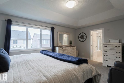 2011 201  St, Edmonton, AB - Indoor Photo Showing Bedroom