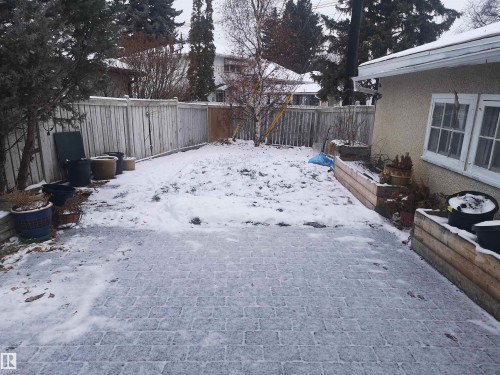 8032 70 Avenue, Edmonton, AB - Outdoor