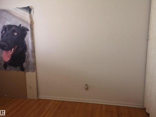 8032 70 Avenue, Edmonton, AB - Indoor