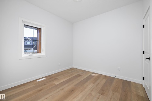 28 Chartres Close, St. Albert, AB - Indoor Photo Showing Other Room