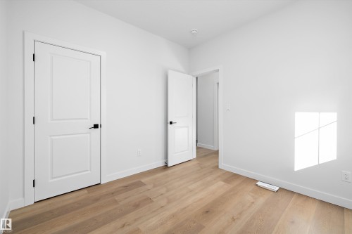 28 Chartres Close, St. Albert, AB - Indoor Photo Showing Other Room