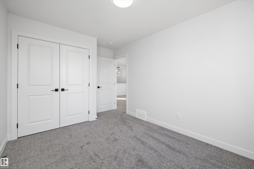 28 Chartres Close, St. Albert, AB - Indoor Photo Showing Other Room