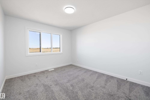 28 Chartres Close, St. Albert, AB - Indoor Photo Showing Other Room