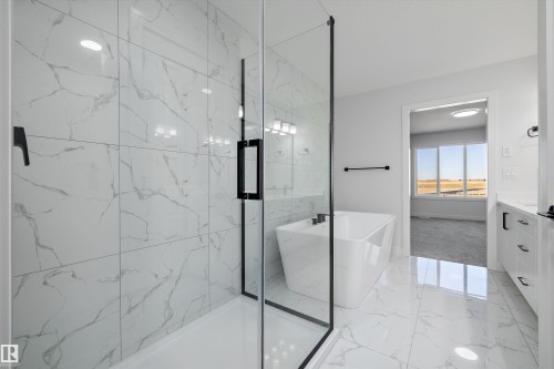 28 Chartres Close, St. Albert, AB - Indoor Photo Showing Bathroom