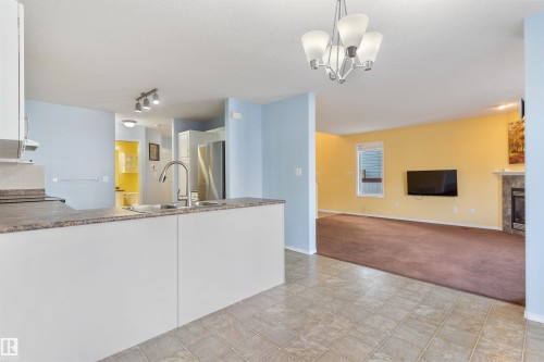 3231 21 Street, Edmonton, AB - Indoor Photo Showing Kitchen