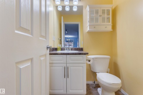 3231 21 Street, Edmonton, AB - Indoor Photo Showing Bathroom