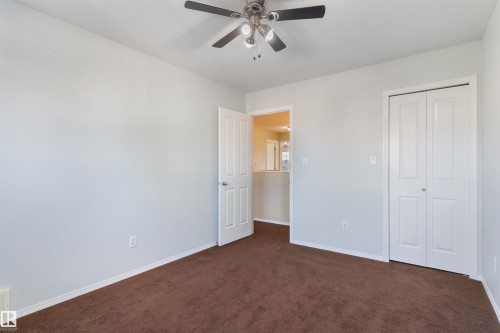 3231 21 Street, Edmonton, AB - Indoor Photo Showing Other Room