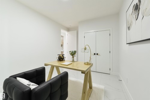 108 25 Street Sw, Edmonton, AB - Indoor