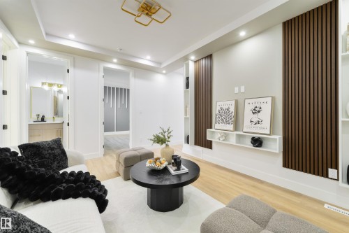 108 25 Street Sw, Edmonton, AB - Indoor